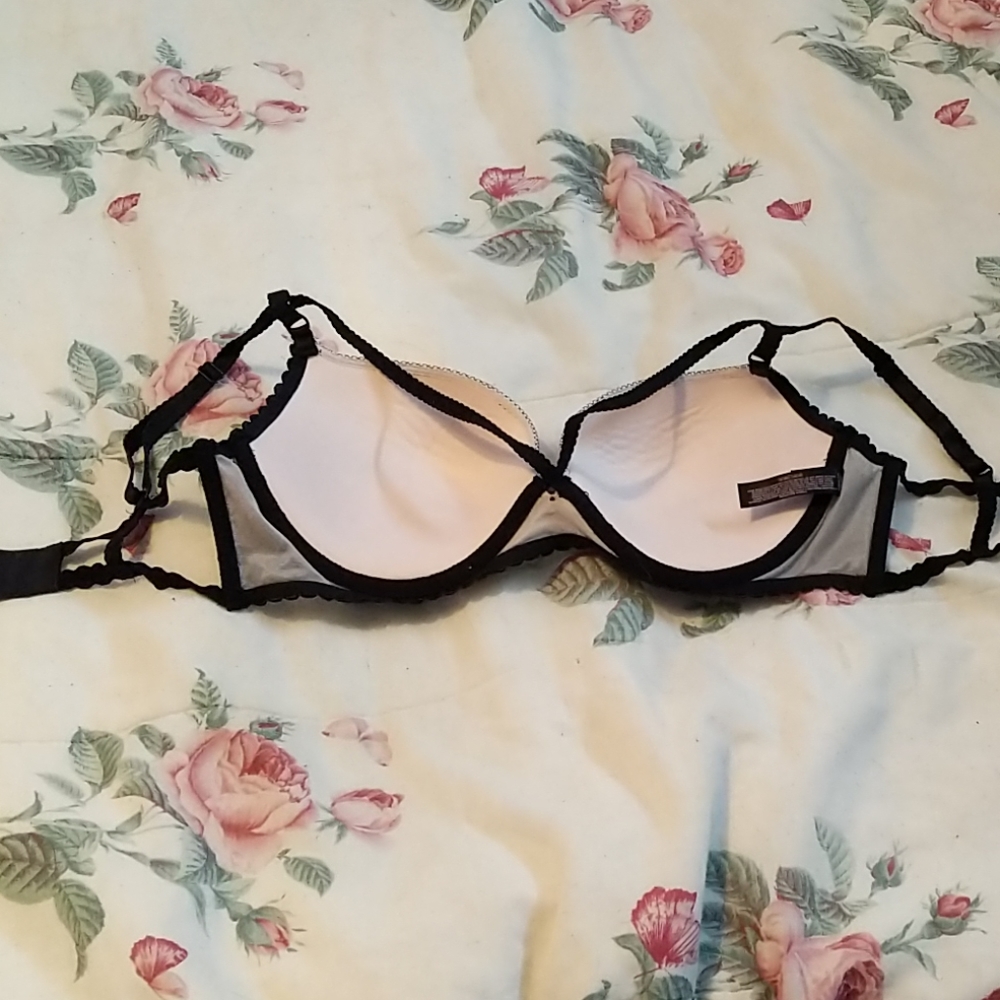 Bra - Picture 3 of 4